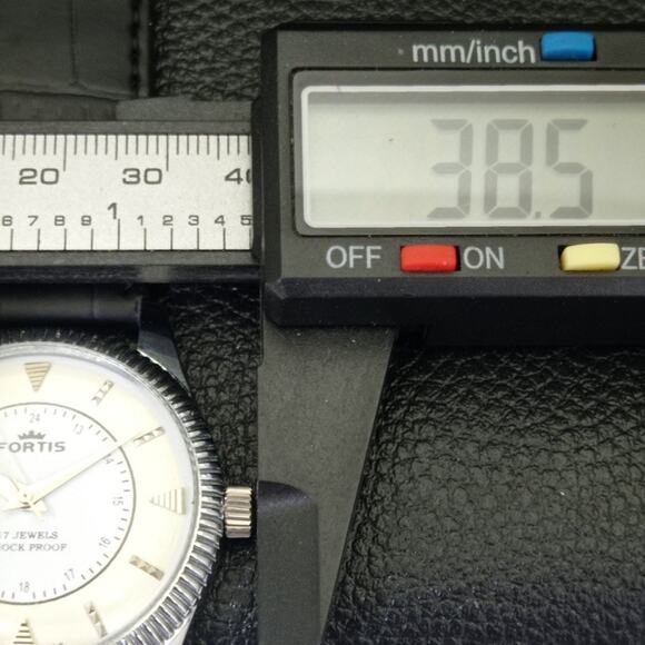 Vintage 1978 Fortis Manual Mens Silver Watch W/Leather Strap & White accents - Picture 7 of 9